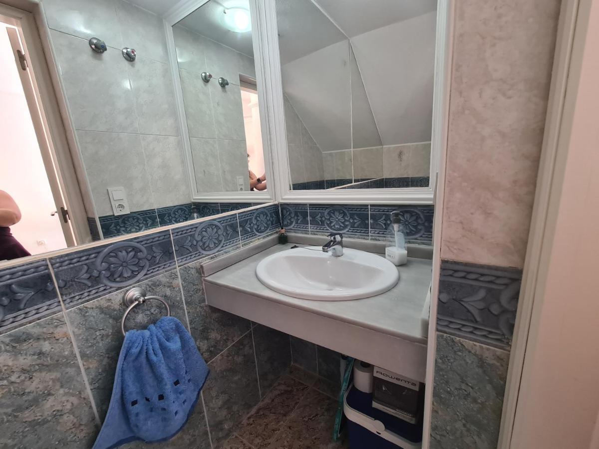 2 Bedroom Property In Closed Urbanisation 托雷维耶哈 外观 照片